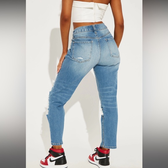 FASHIONNOVA High Rise Jeans - Picture 2 of 3